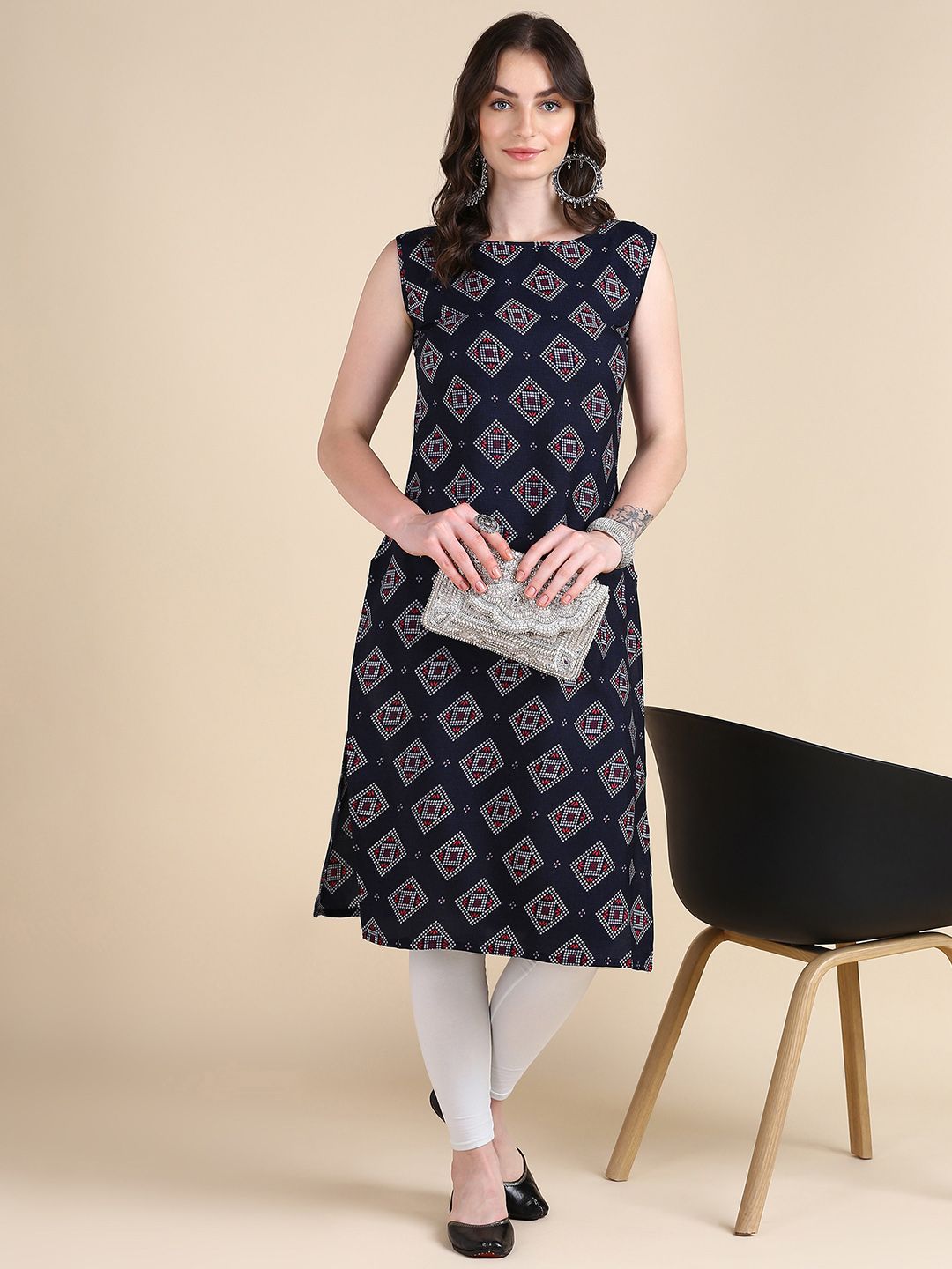 Women's Sleeveless Boat Neck Solid Casual Fancy Long Kurtis